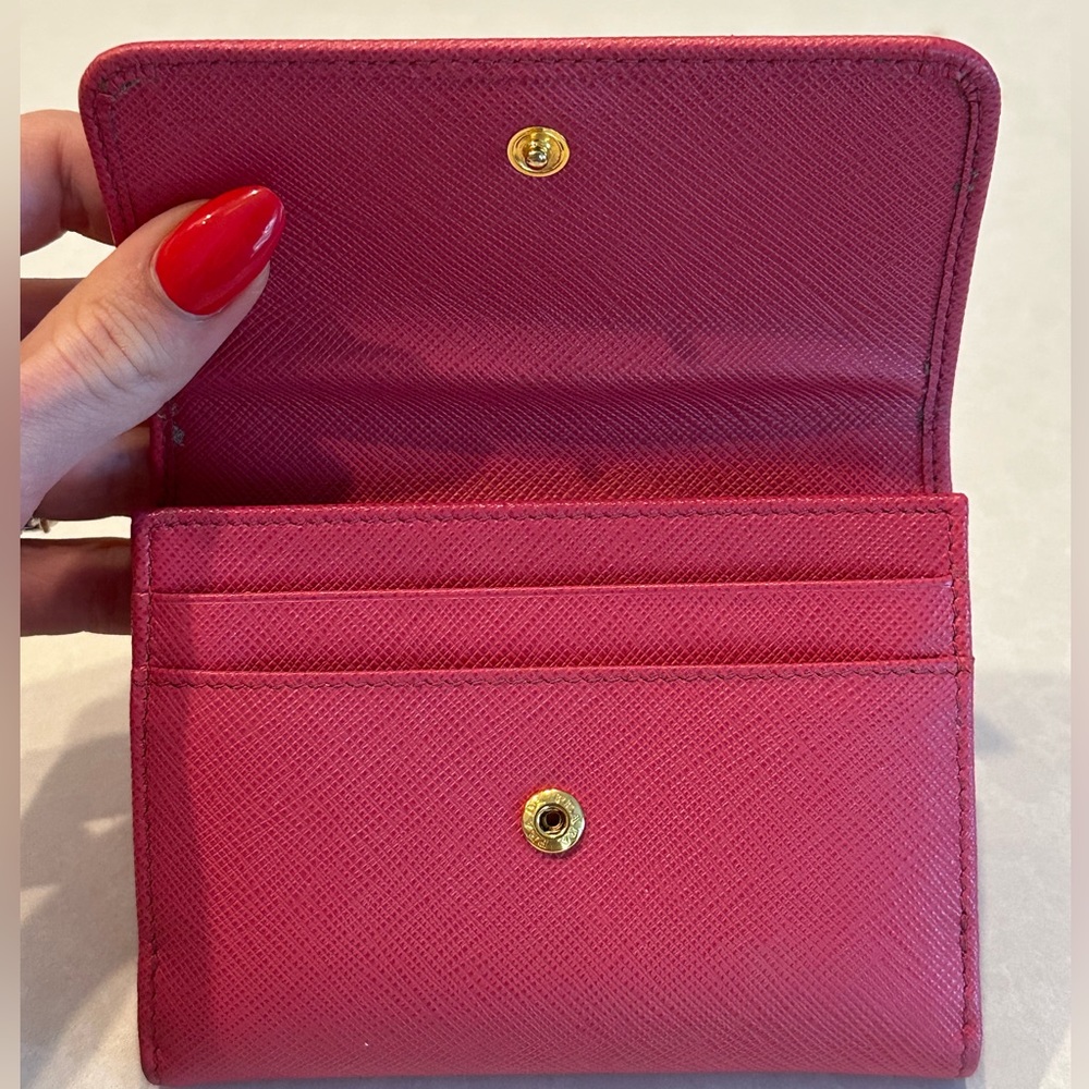 Prada wallet in petunia pink